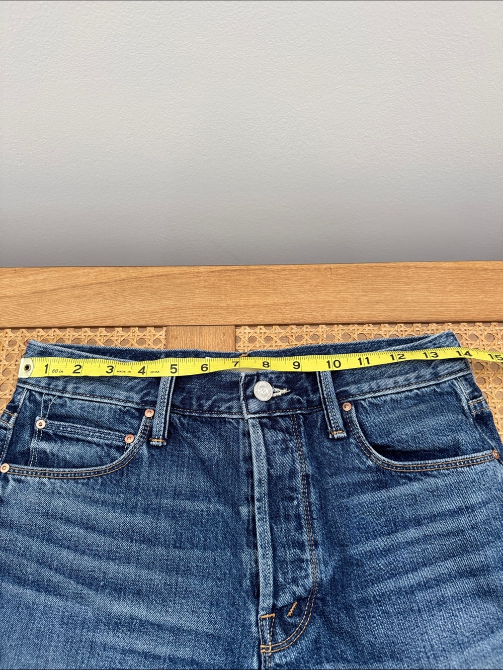 Mother Denim Cutoff Shorts The proper short color: sin and suffer size 25 - Picture 6 of 7